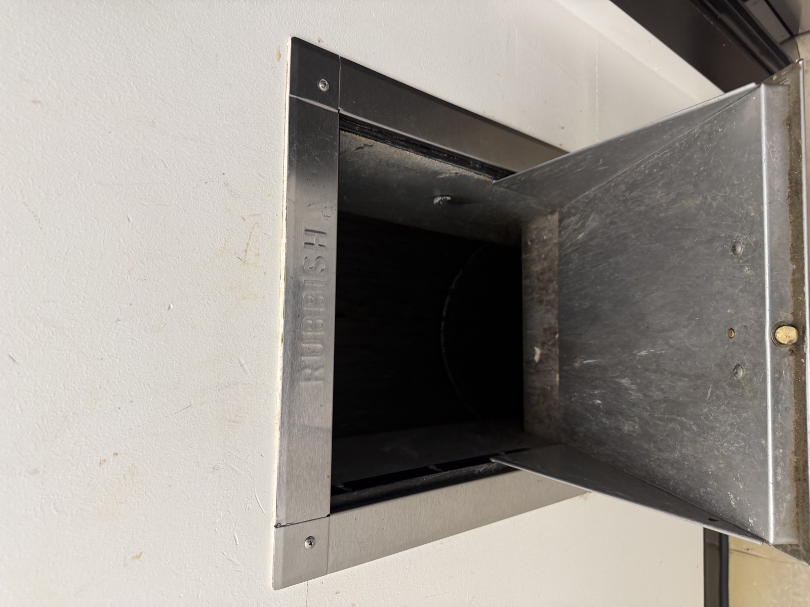 Floor 5 - Trash Chute